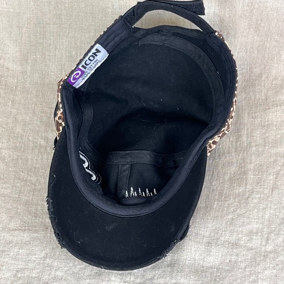 Jaquar Bling Rhinstone Snapback Cap Paw Print Distressed Jacksonville - Picture 9 of 9